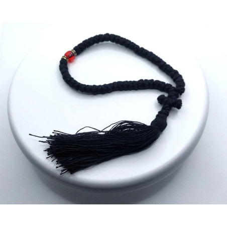 Černé křesťanské čotky s červeným korálkem, 23 cm