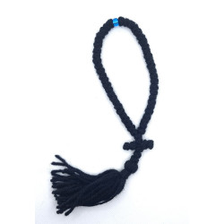 Čotky s 50 uzly a průsvitným modrým korálkem, 26 cm