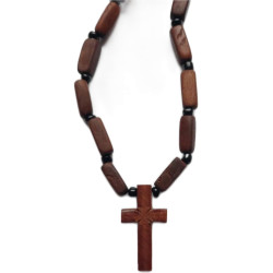 Východní Dřevěný Kříž s Korálky na Krk G