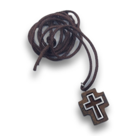 Gravirovaný dřevěný křížek na krk z Řecka