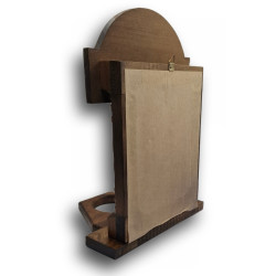 Dřevěný ikonostas s řezbou a ikonou Panny Marie Eleusa – s modlitebním svícínkem