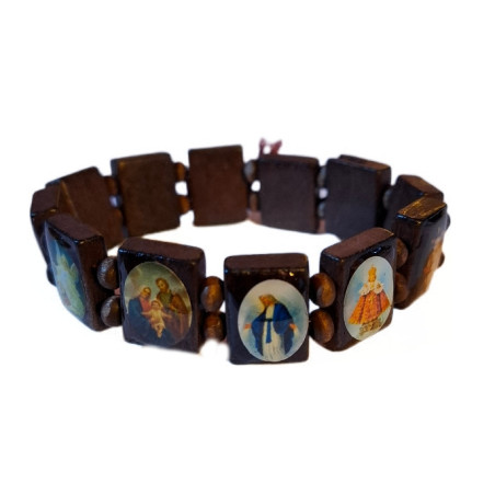 Hnědý dřevěný náramek s katolickými motivy svatých – elastický