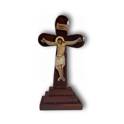 Dřevěný kříž na podstavci – „IC XC NIKA“ (tmavý lak)