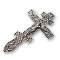 Kovový kříž na žehnání – 25 × 15 cm