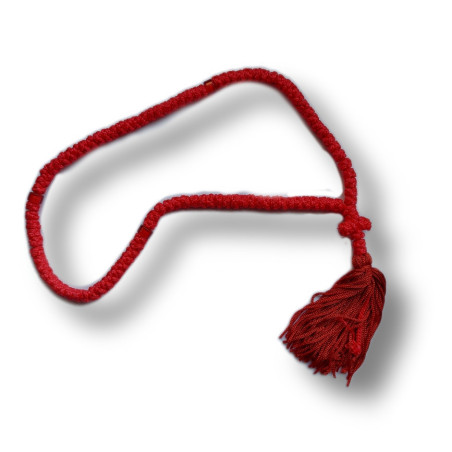 Červené Čotky s 100 Uzly a Ozdobnými Korálky, 35 cm